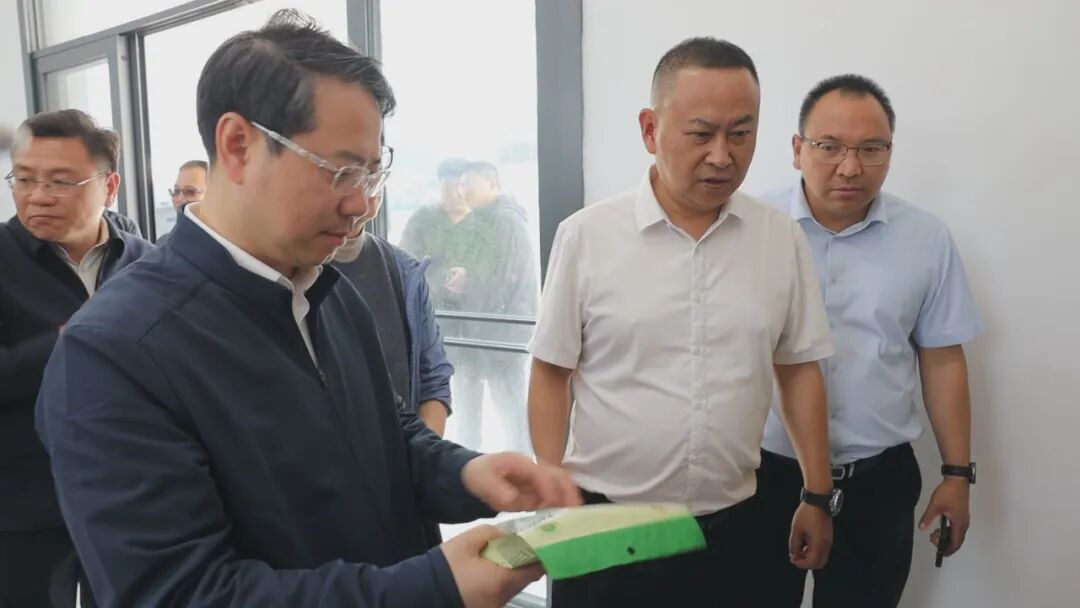 上海市崇明区代表团到耿马考察调研