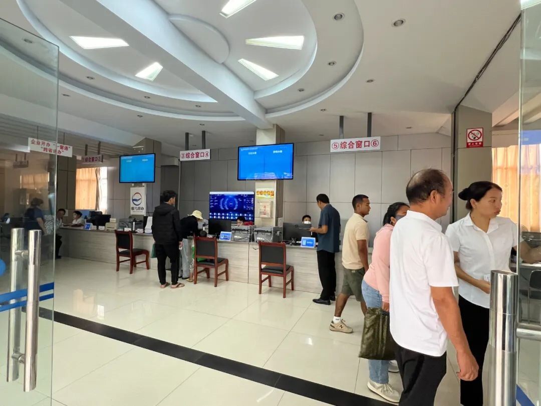 耿马：优化政务服务提升行政效能