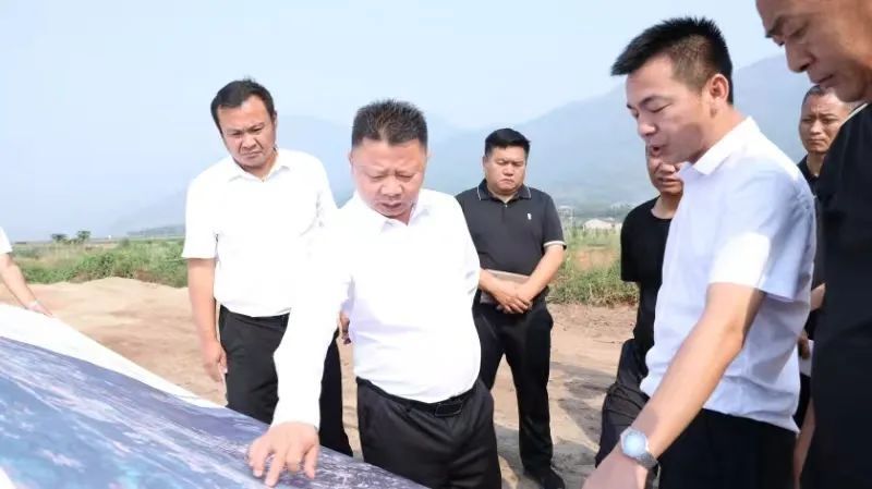 胡兴才检查孟定镇防汛准备工作时强调：未雨绸缪，防患未然，全力保障人民群众生命财产安全